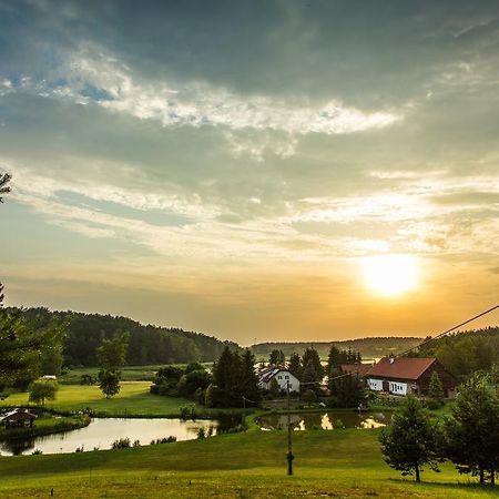 Warminska Winnica Барчево Екстериор снимка