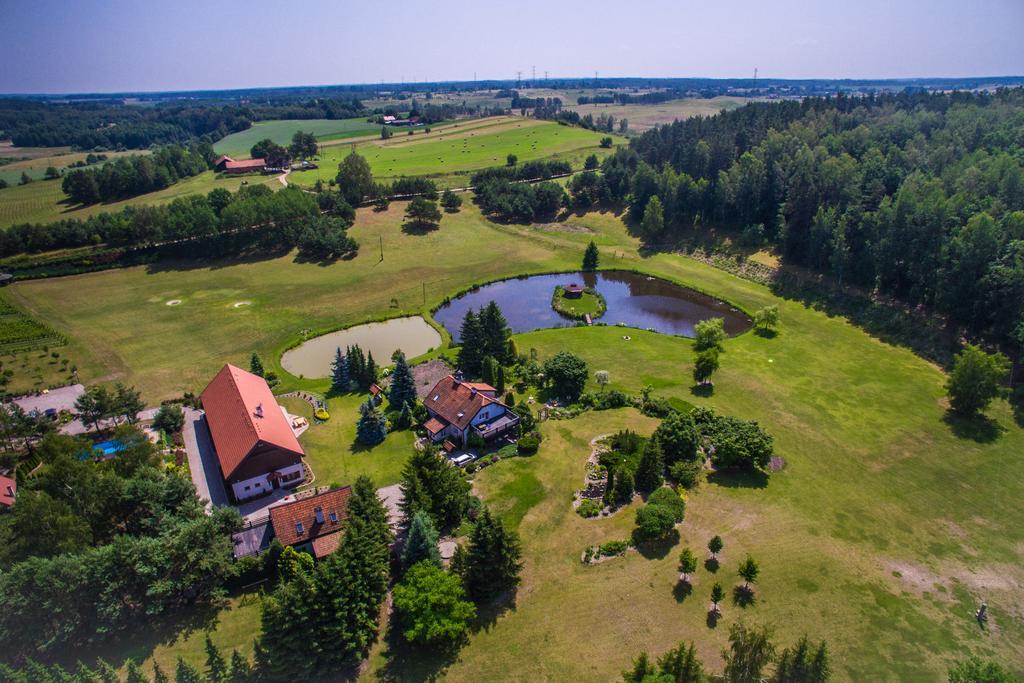 Warminska Winnica Барчево Екстериор снимка