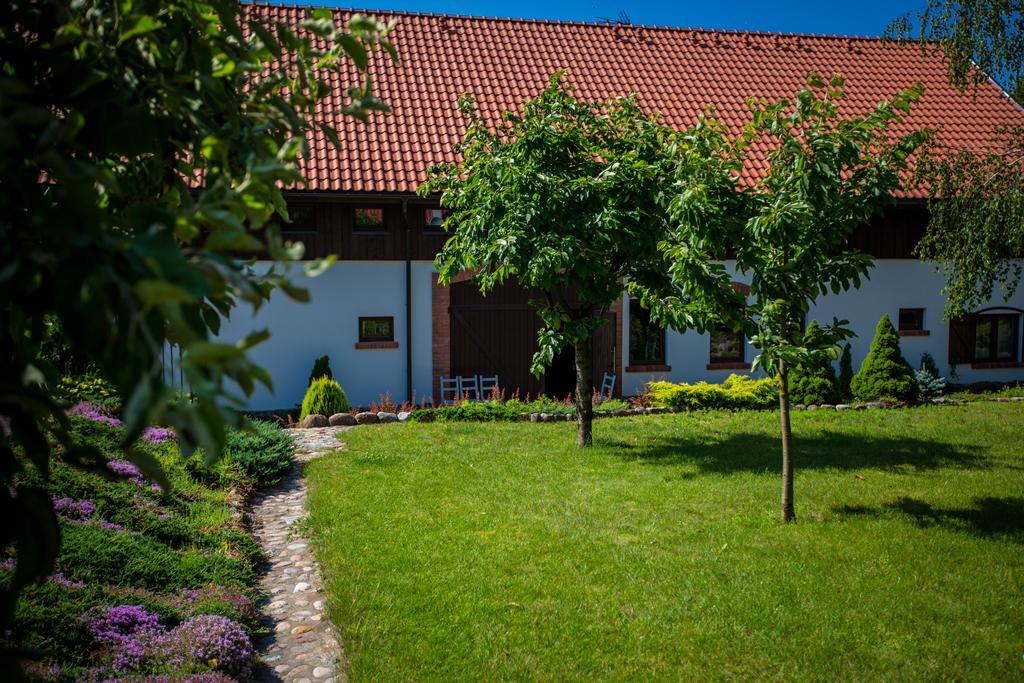 Warminska Winnica Барчево Екстериор снимка